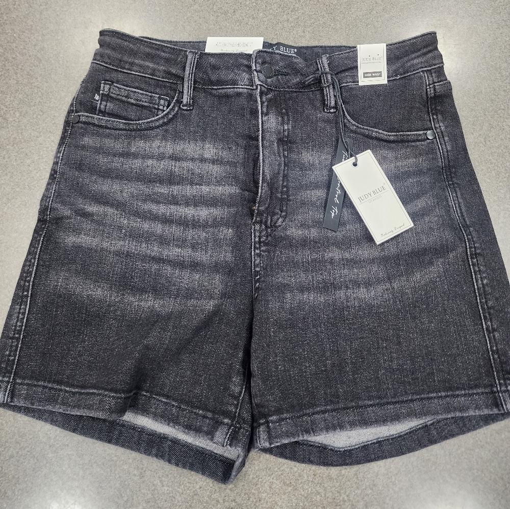 Judy Blue Shorts NWT